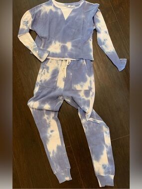 Tie-Dye Blue & White Lounge Set